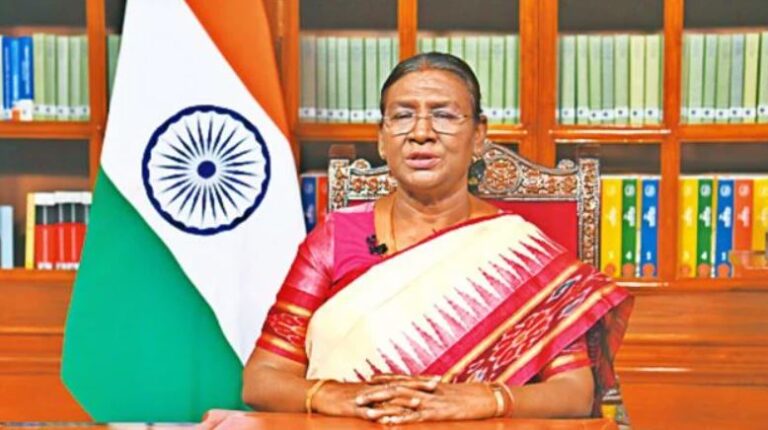 देश के आर्थिक, आध्यात्मिक विकास में महत्वपूर्ण भूमिका निभा रहा है उत्तर प्रदेश: राष्ट्रपति