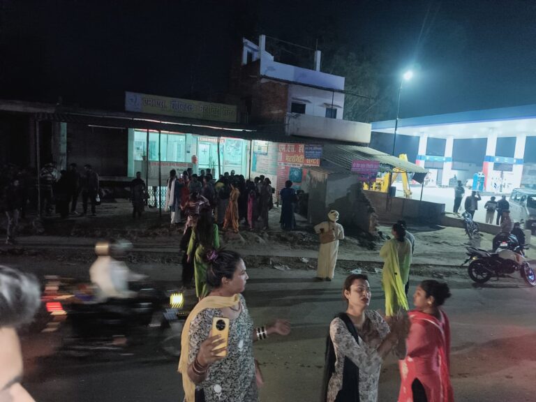 नेग मांगने पहुंचे किन्नरों पर हमला कर किया लहूलुहान ,15 लोगों पर एफआईआर