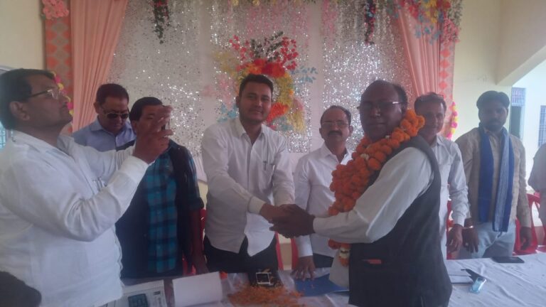 बसपा की जिला मासिक बैठक में मलखे श्रीवास को जिला महासचिव एव दो सामाजिक भाईचारा जिला संयोजक,एक जिला प्रभारी बनाए जाने पर खुशी की लहर