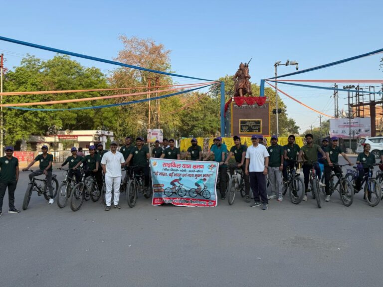 बाँदा कृषि एवं प्रौद्योगिक विश्वविद्यालय बाँदा के छात्र-छात्राओं द्वारा साइकिल यात्रा का सफल आयोजन