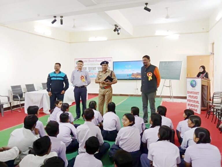 सड़क सुरक्षा कार्यशाला का हुआ आयोजन