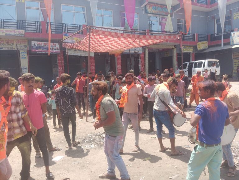 कस्बा जसपुरा में धूमधाम से रामनौमी के पर्व पर निकाली गई भव्य झांकी