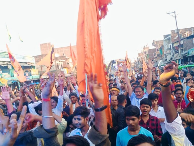 भगवान श्रीराम के जन्मोत्सव पर भव्य शोभायात्रा, गूंजे जय श्रीराम के नारे