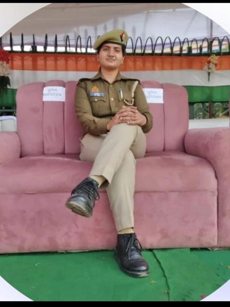 महिला सिपाही का फांसी के फंदे से लटकता मिला शव