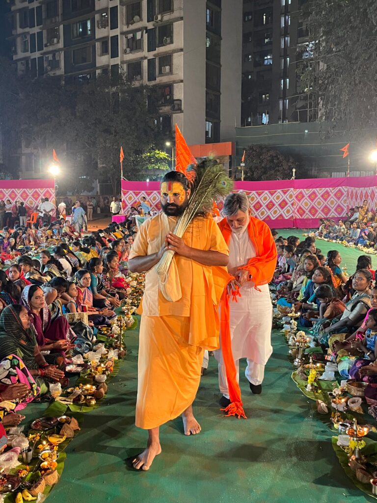 गीता बनाम संविधान बयान पर मचा घमासान