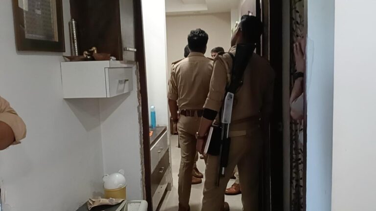 राजधानी Lucknow में प्रॉपर्टी डीलर समेत पांच लोगों ने की आत्महत्या