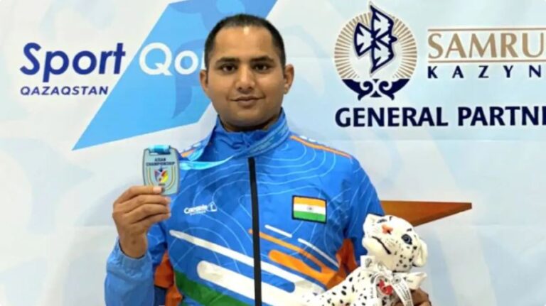 ISSF वर्ल्ड चैंपियनशिप 2025: रविंदर सिंह ने जीता गोल्ड, एलावेनिल वालारिवन को मिला ब्रॉन्ज